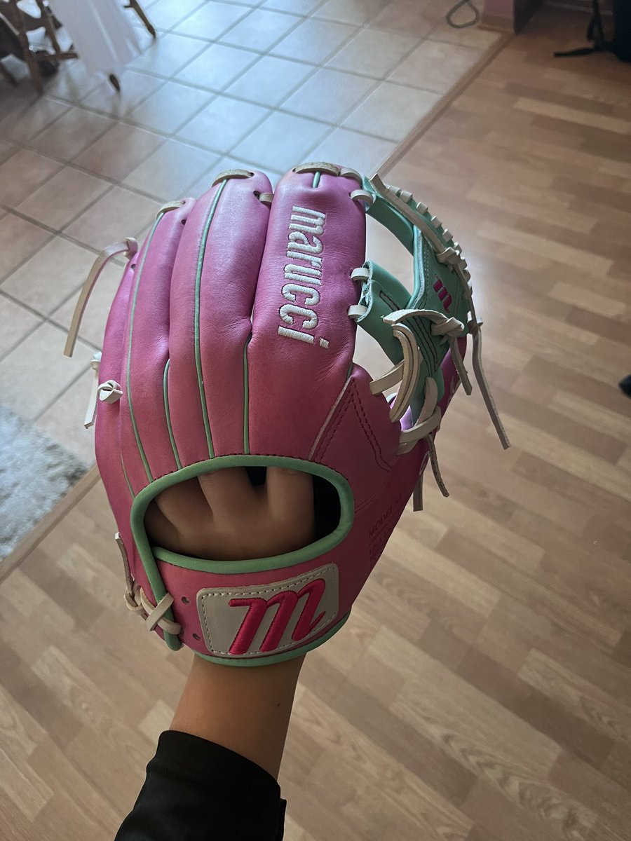 Chloe Wolf tweet media