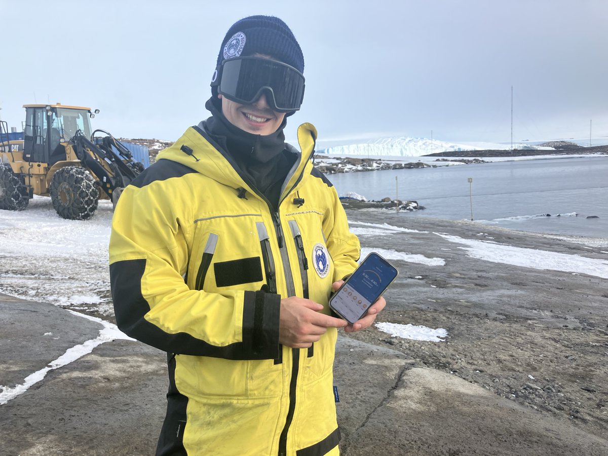 Niall (pictured) from ARPANSA recently checked the #UV Index while at Mawson station on the #icy continent. ARPANSA has a network of detectors which measure the UV index and report it to our website every minute. Go to this webpage to learn more: arpansa.gov.au/our-services/m…