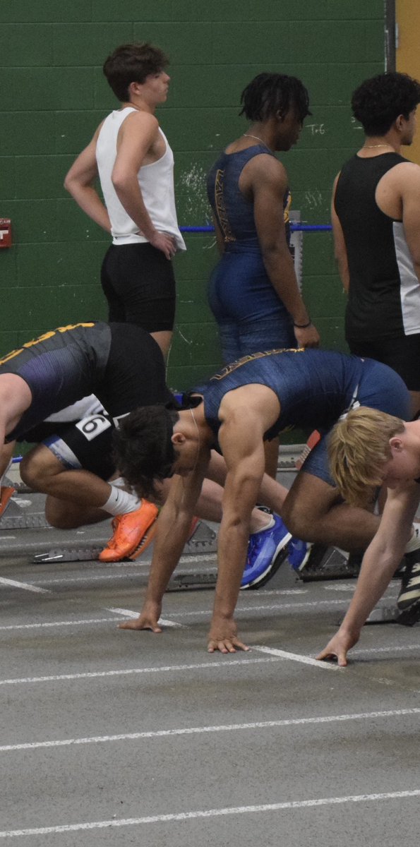 coachsterner18's tweet photo. ‼️🔔🚨 @noahhait breaks his own school record in the 55m dash prelims this weekend at C8 Conference with a 6.58! Congrats kid!🚨🔔‼️ https://t.co/ckeJTuXcjS
