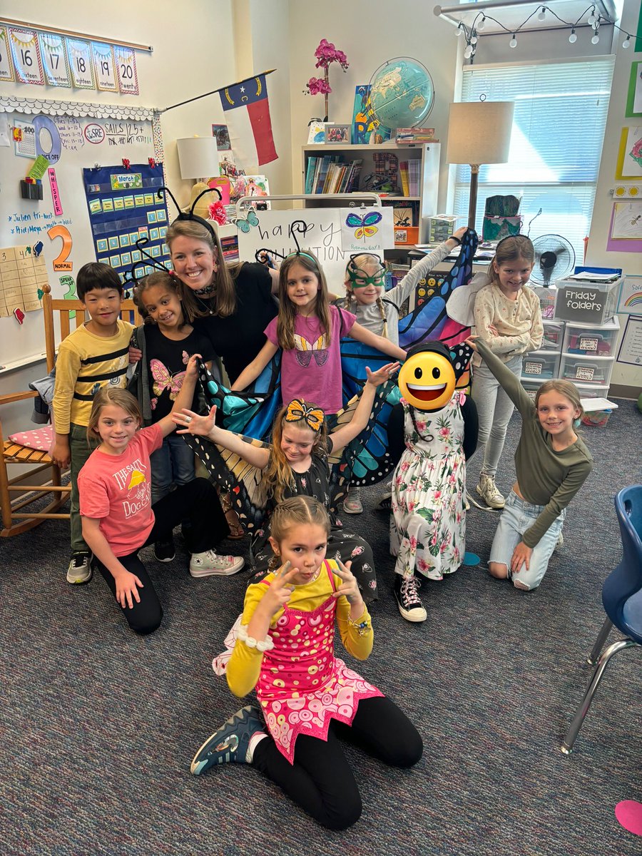 Miss Rogers' Second Grade Class tweet media