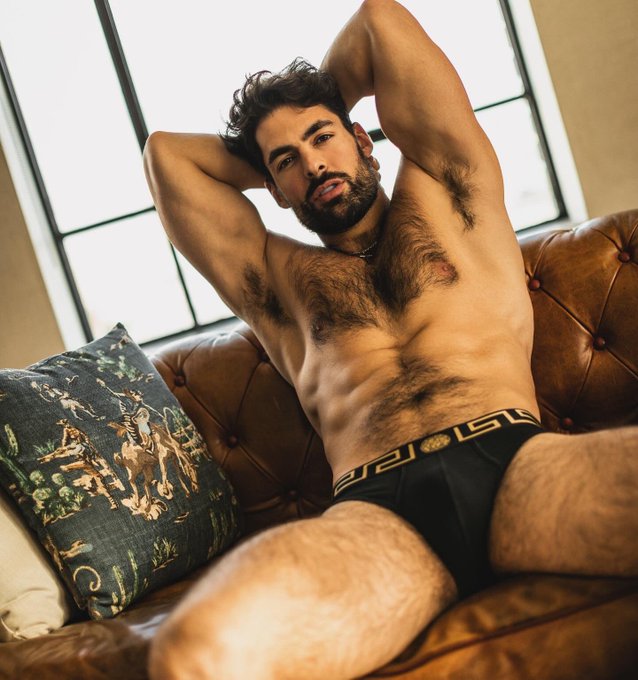 Hello you❤️ https://t.co/PzoOR8H2yC