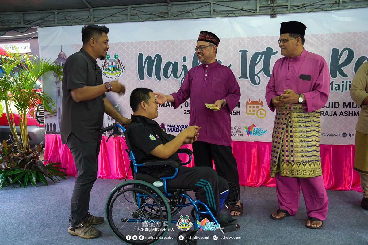 MAJLIS PENYAMPAIAN SUMBANGAN SEMPENA HARI RAYA AIDIL FITIRI KEPADA 150 ANGGOTA MBI SERTA MENGHADIRI MAJLIS IFTAR DI MASJID MUHIBBUDIN SHAH Berita penuh : mbi.gov.my/pusat-media/ak…