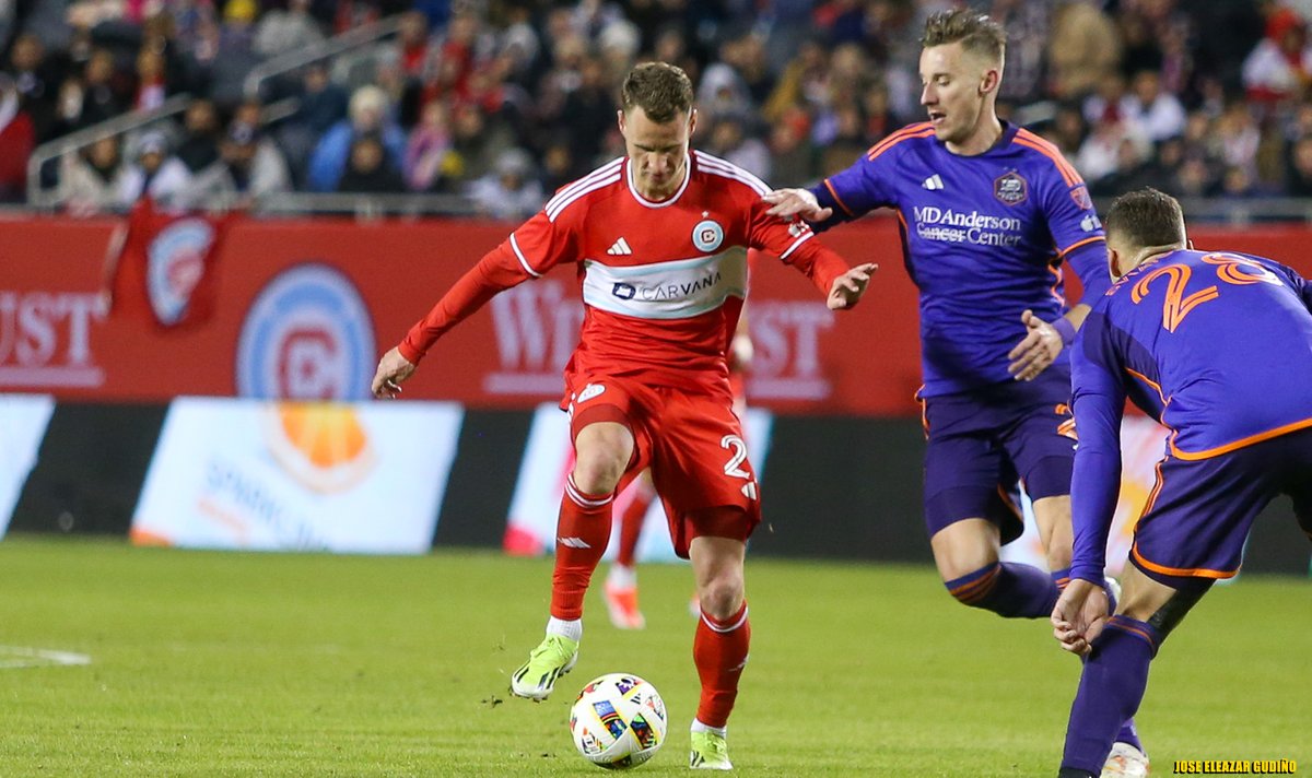 JoseGudino's tweet photo. Fire 2-1 Dynamo

#CF97 #VamosFire #MLS #sportsphotographer #sportsphotography #sportsshooter #instasport #chi_shooters #chicagophotographer #sport #chicago #chicagoland #canon #canon1dx #canonphotography #canonphoto https://t.co/e3O3Aa2pVe