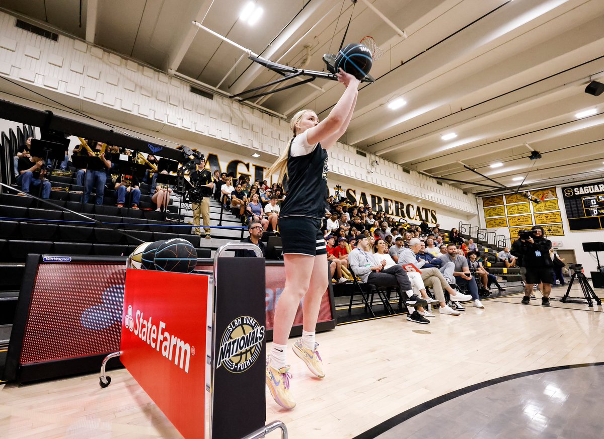 𝑪𝑯𝑨𝑴𝑷 🏆 Incoming freshman @aili_tanke wins the @IntersportHoops 3-point contest!! 🌪️🏀🌪️