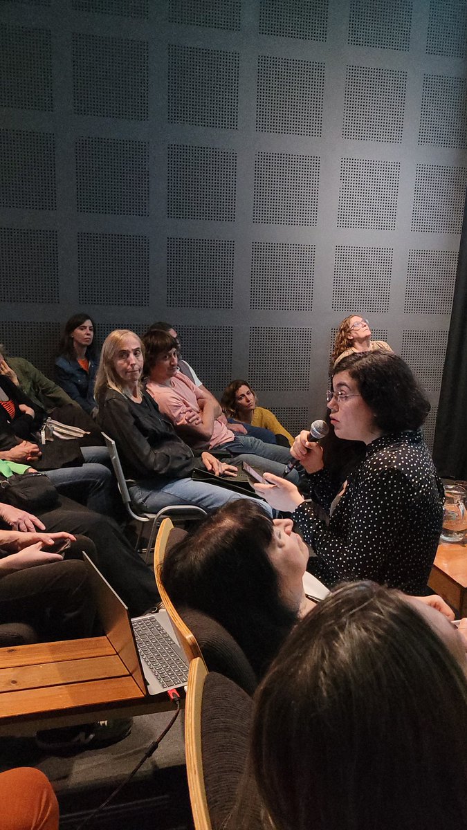 A sala llenísima de amor al cine, disfrutamos las películas de Eugenio Cardini encontradas 🎬❤️