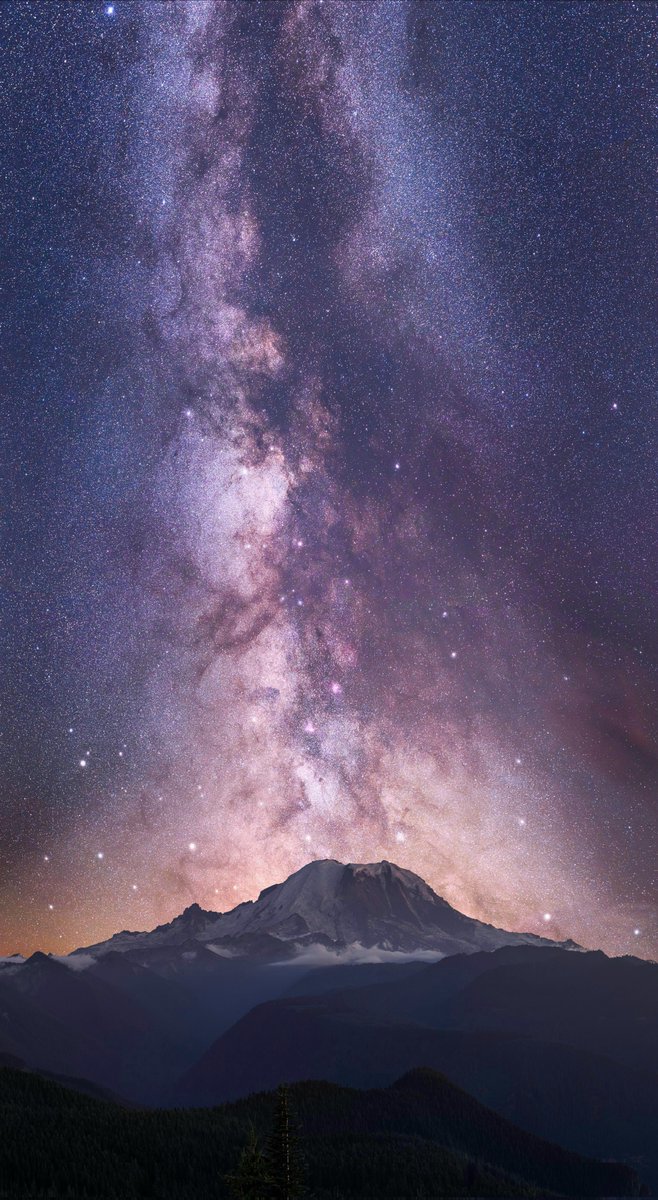 The Milky Way rising over Mt. Rainier 🌌