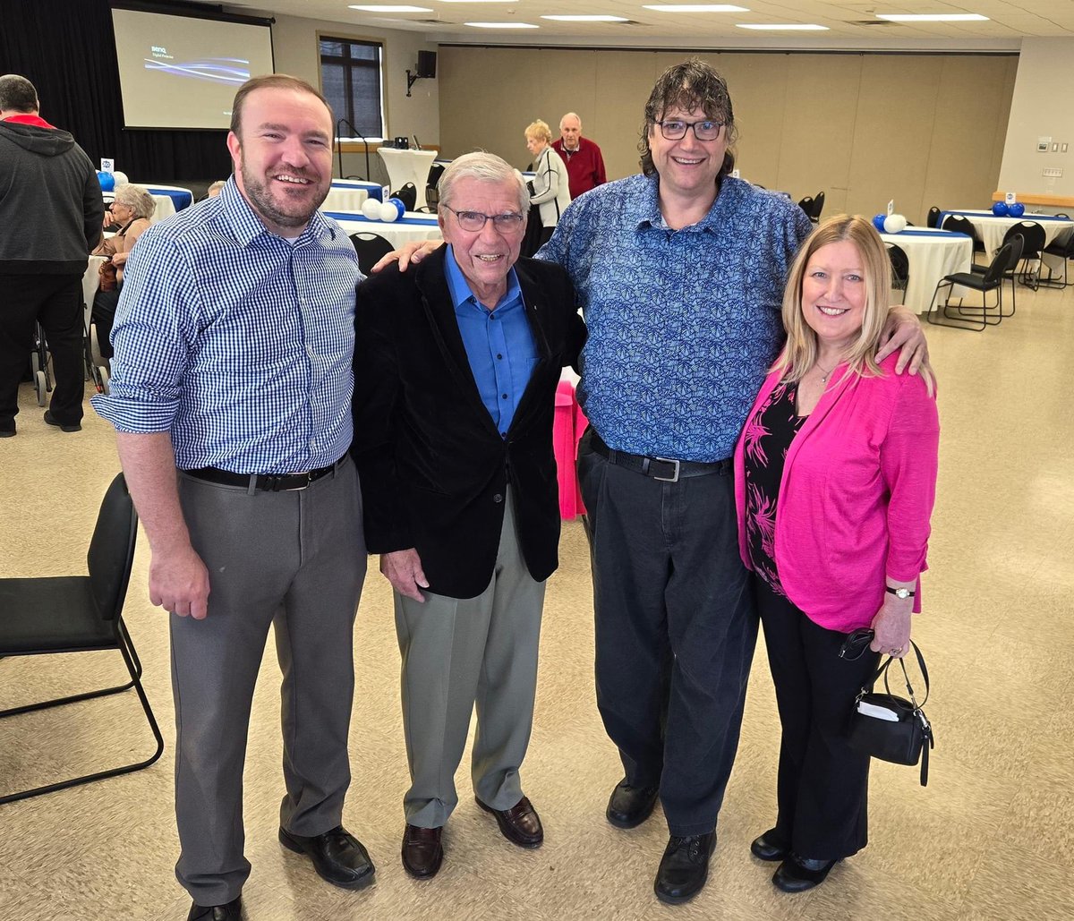 Happy 80th Birthday to Guy Lauzon! We celebrated in Long Sault with 100 friends, family & supporters, including videos from former PM Harper & future PM @PierrePoilievre. All the best to Guy for many more milestone birthdays ahead.