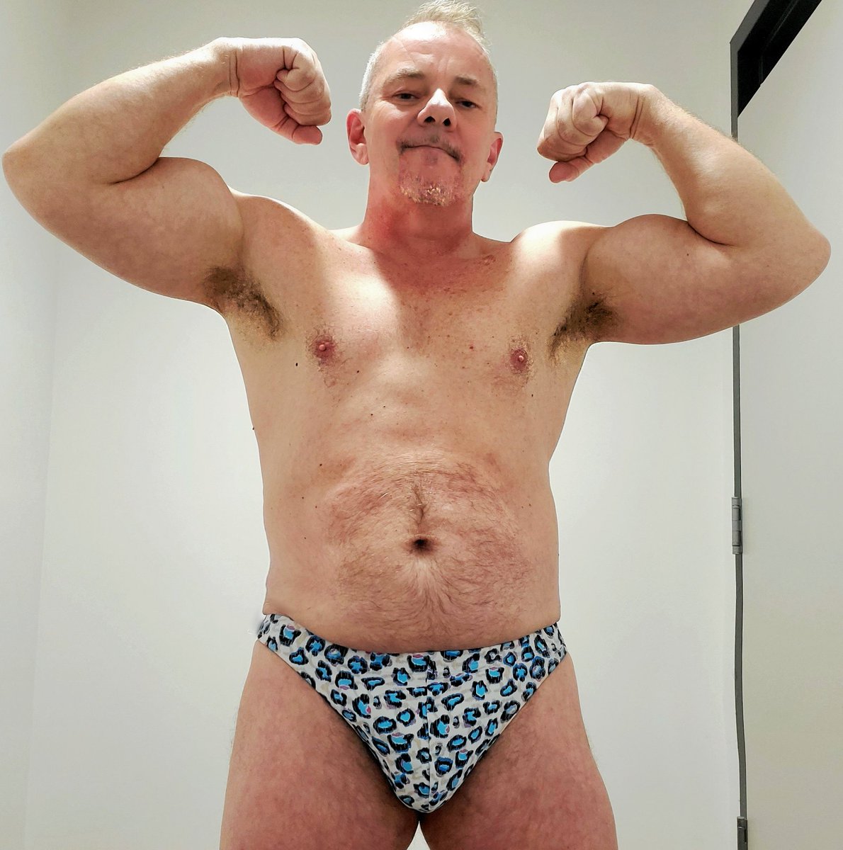 #dadbod #gaywrestler #wrestlingdad