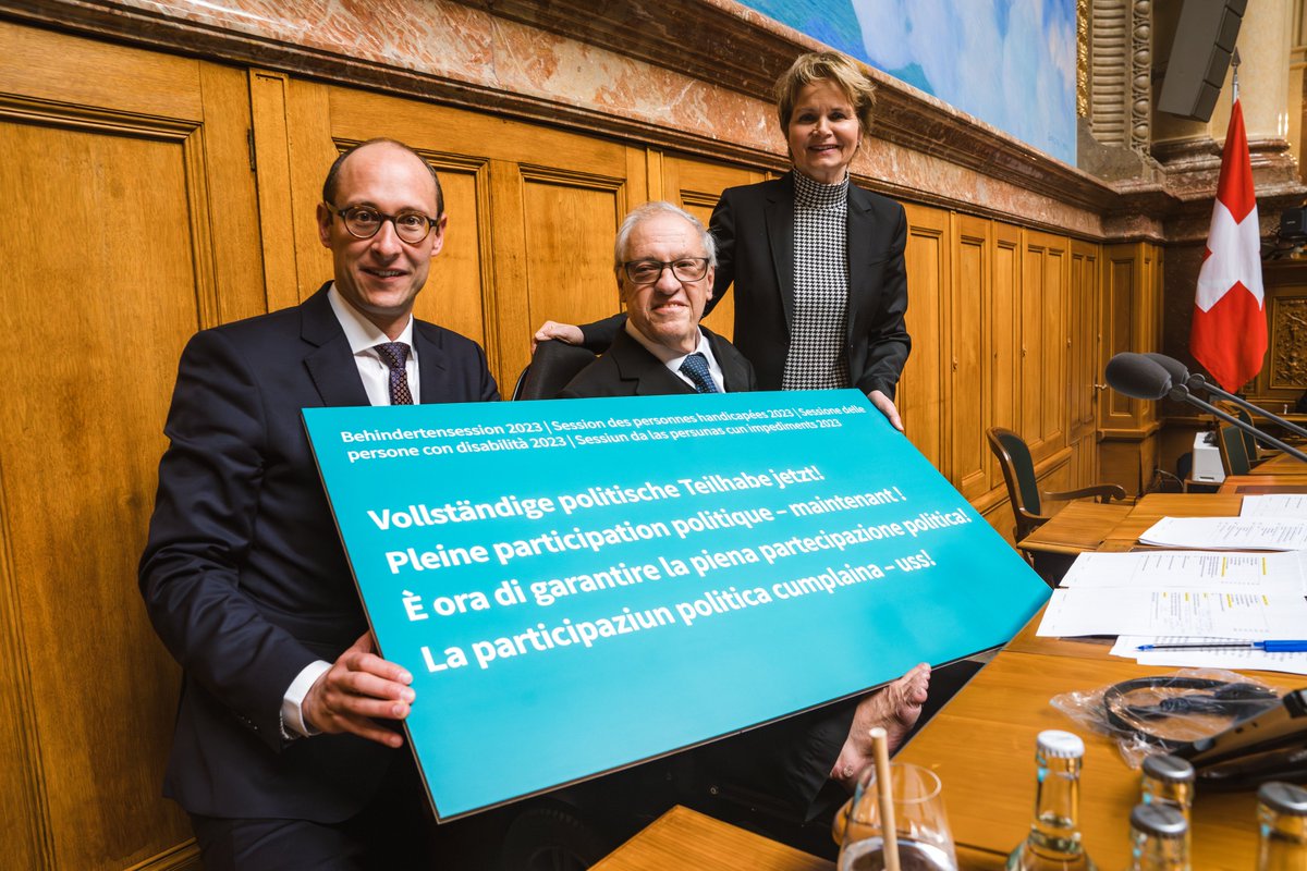 Pro Infirmis (@pro_infirmis) on Twitter photo «Vor gut einem Jahr durfte ich die Resolution der Behindertensession entgegennehmen. Es freut mich sehr, dass nun ein erster Vorstoss im Nationalrat zur Abstimmung kommt, mit dem wir die politische Teilhabe von Menschen mit Behinderungen stärken können» <a href="/martin_candinas/">Martin Candinas</a> «Vor gut einem Jahr durfte ich die Resolution der Behindertensession entgegennehmen. Es freut mich sehr, dass nun ein erster Vorstoss im Nationalrat zur Abstimmung kommt, mit dem wir die politische Teilhabe von Menschen mit Behinderungen stärken können» <a href="/martin_candinas/">Martin Candinas</a>