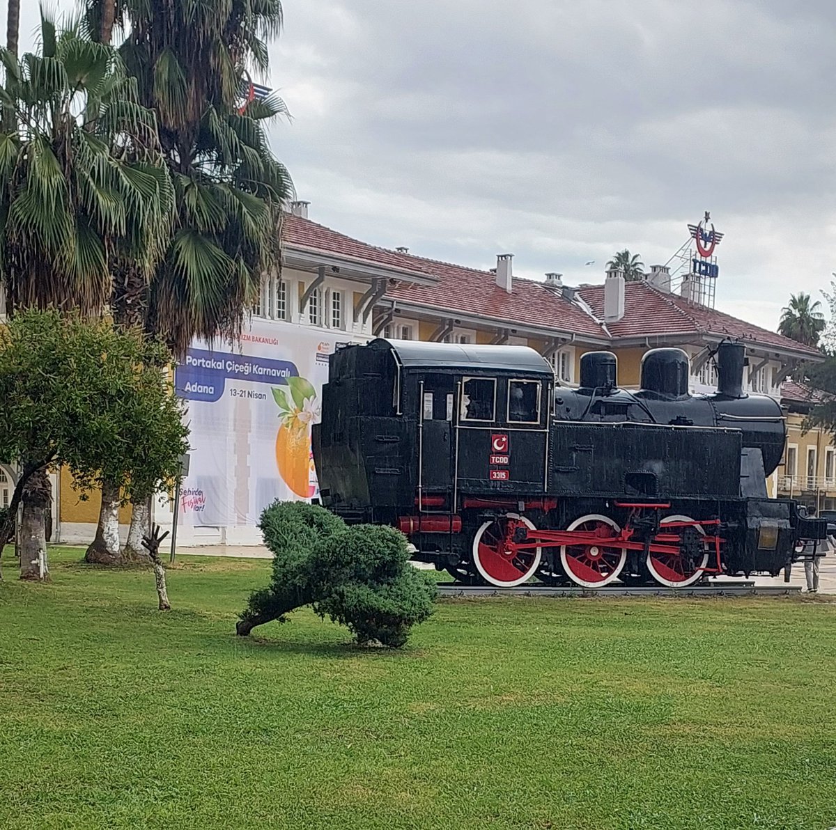 Her türlü hava şartının yakıştığı güzel şehir Adana 🌴⛈️

#Adana #GüzelAdana #YağmurluAdana #Gar #ZiyapaşaBulvarı #NisandaAdanada #PortakalÇiçeğiKarnavalı