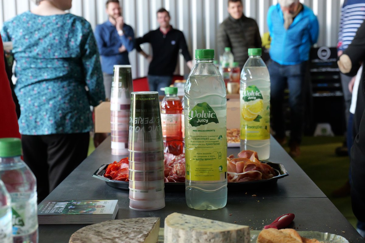 Volvic VVX tweet media