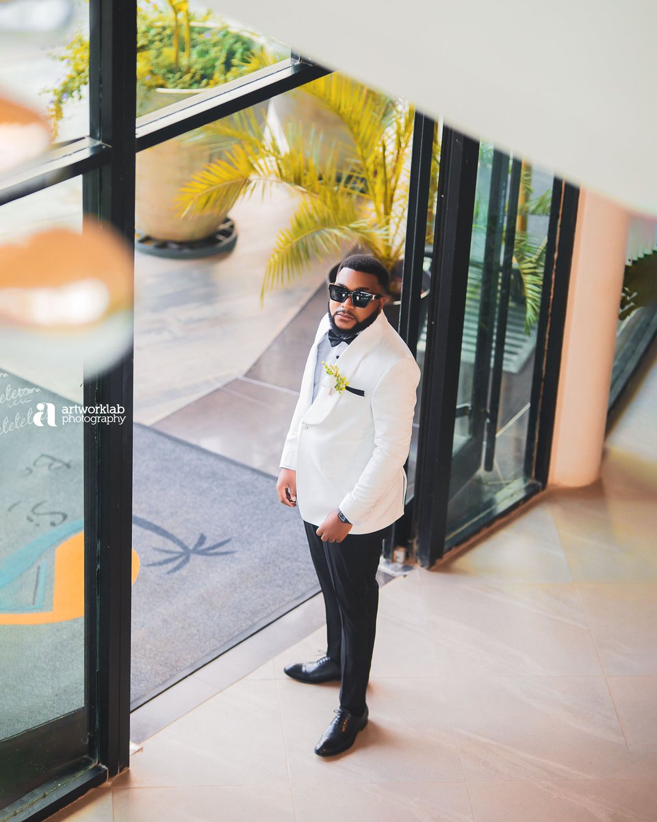 artworklabphoto's tweet image. A simple thread of a moment where fashion is whispering, and photography is shouting
✂️Dressed by @Infinity_Stylist
📸Captured by @artworklabphoto