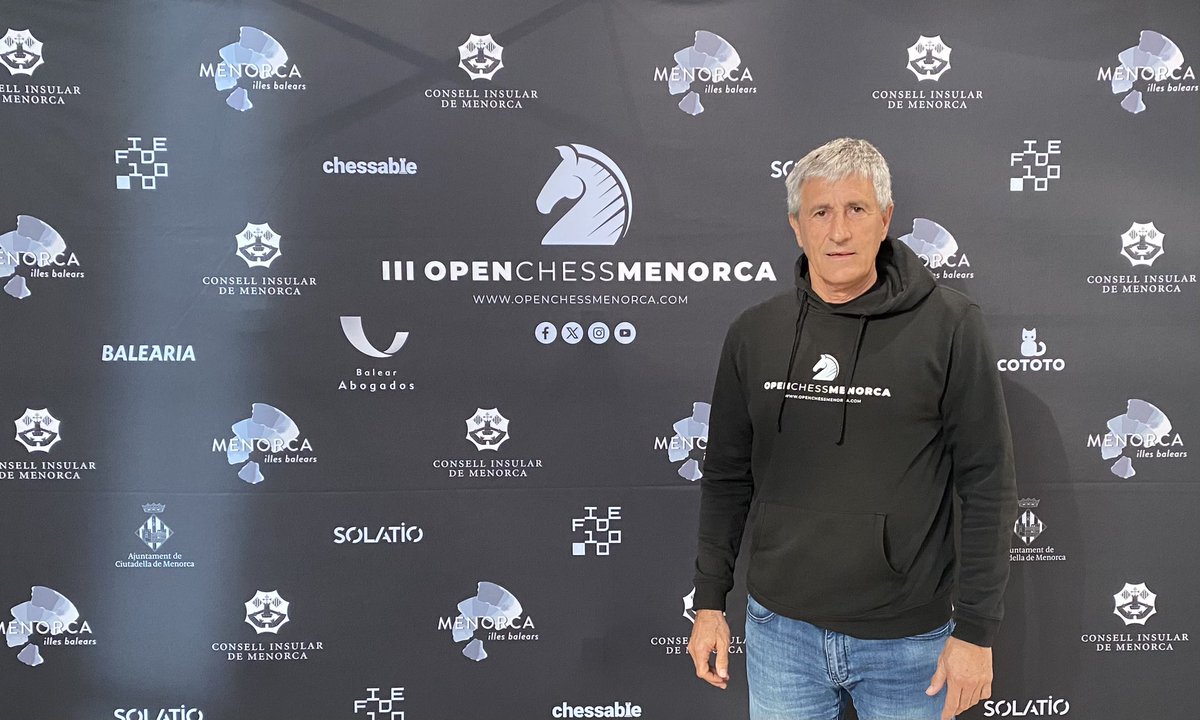 Semana extraordinaria de ajedrez en el III OPEN CIUDAD DE MENORCA. Muy feliz de haber estado aquí y de conocer la amabilidad de los menorquines. Quedo muy agradecido a David Pons y toda la organización por esta oportunidad de encontrarme de nuevo con este juego apasionante.