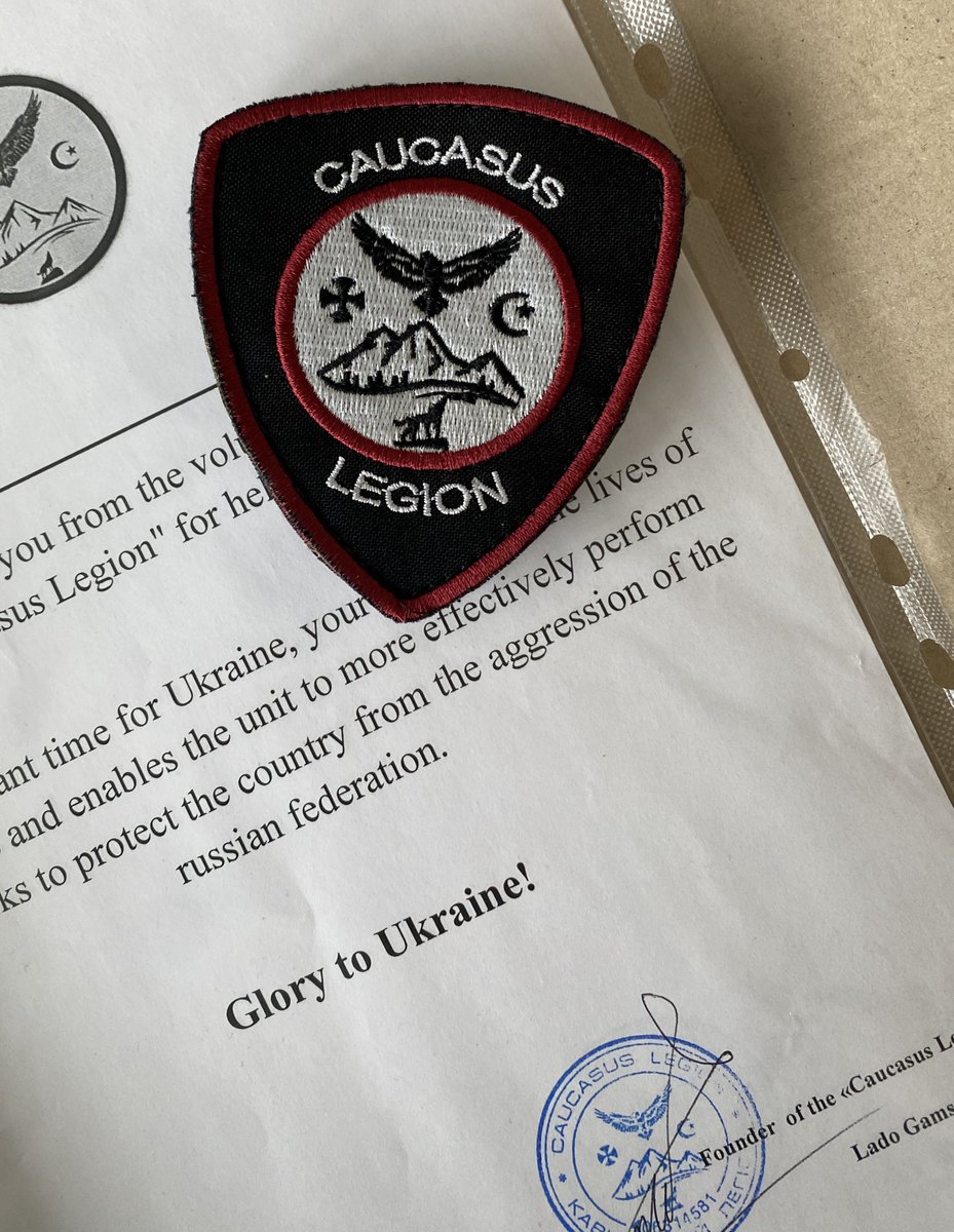 SignMyGrenade's tweet photo. We start with 1 Patch and 1 Flag!
For each 444$ collected, we add 1 patch. At 3.333$, we add 2nd FLAG. At 4.444$, we add another ultra-rare CL-PATCH (1st Patch of CL after foundation)
#PatchCollectors
Winner of FLAG(s)/special PATCH will receive a CERTIFICATE, signed by Lado! https://t.co/0HDzcUJKgs