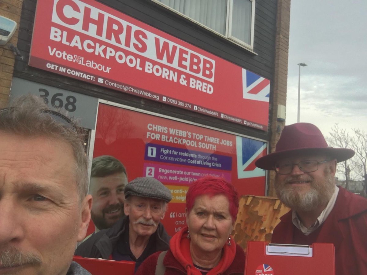 Fantastic support on the doorstep in Blackpool over the weekend. Great to see ⁦@seftonlabour⁩ supporting candidate ⁦@ChrisPWebb⁩. @DianeRoscoe2⁩ and ⁦⁦⁦@ChristineH0w⁩ canvassing at morning session making sure ⁦we secure a Labour gvt.