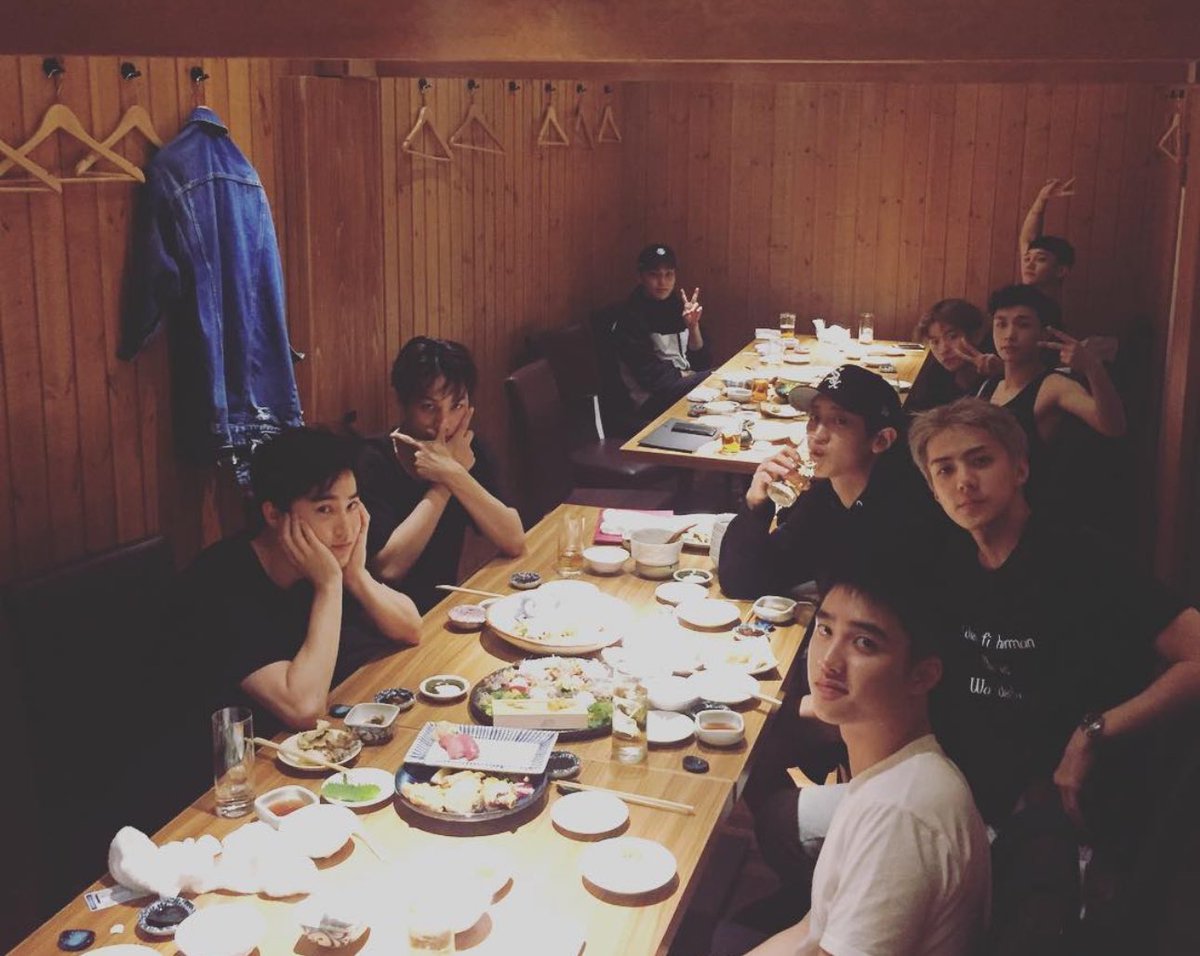 94 DEGREES tweet media