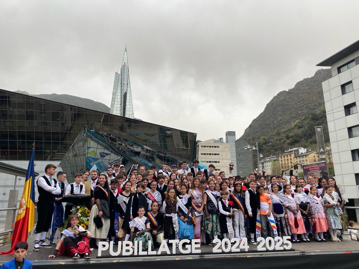 🇦🇩 Aquest cap de setmana hem estat a Andorra, acompanyant el pubillatge d'Escaldes Engordany en la proclamació dels seus nous representants 🤗. 

#FPC #PubillatgeCatalà