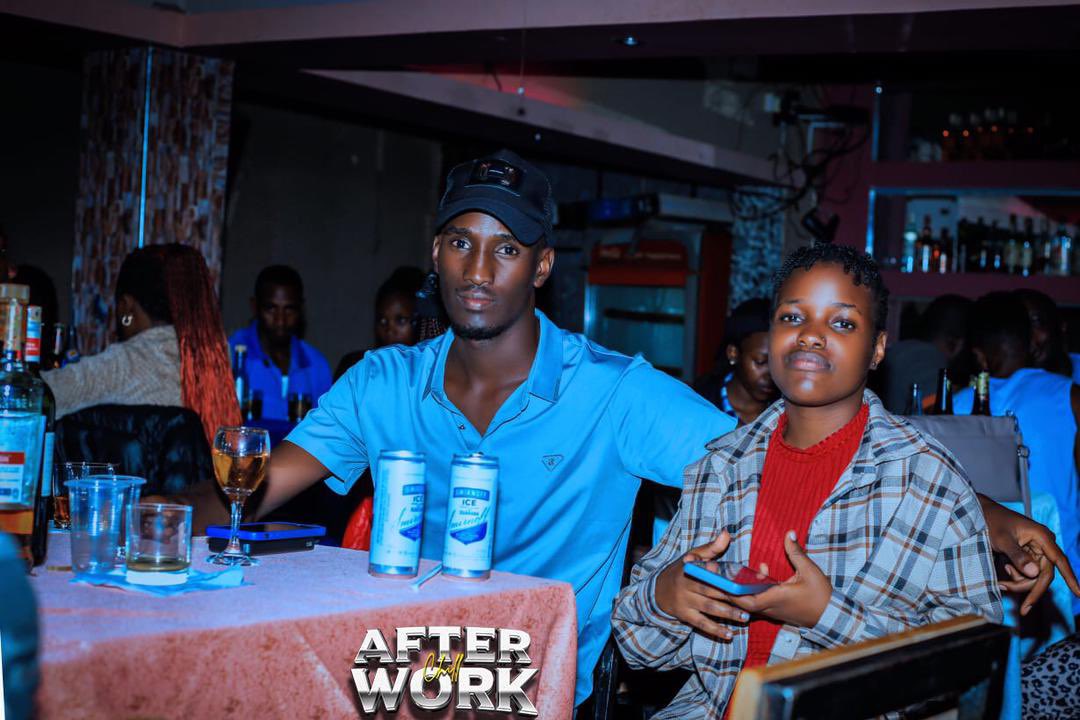 OsaxOmanyire's tweet photo. Star light Wednesday is back at #DeAvalonLounge featuring #TexasMc @amazing line up of deejays🔥🔥🔥🔥, and the Wild One, don't miss out!!! Come let's get rid of that mid-week stress together 🫰🔥💕 https://t.co/vUimERNBOm
