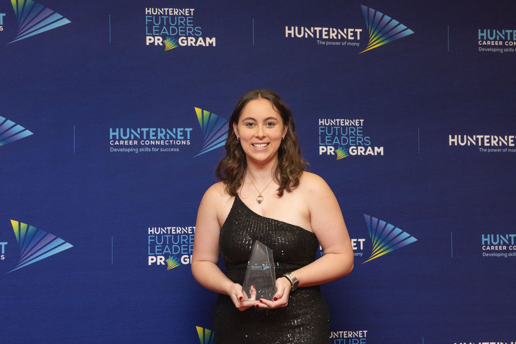 🥳🎈 Congratulations to Owen and Taylor, two of our up and coming aerospace apprentices, for their wins at the HunterNet Industry Excellence Awards. ✨ #BAESystemsWilliamtown 📷 3L Photography