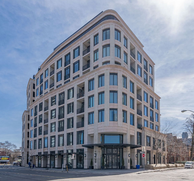jerzymakarczyk's tweet photo. #Yorkville, luxury 2BR/2WR, For Lease. https://t.co/PW7E1X3vvv