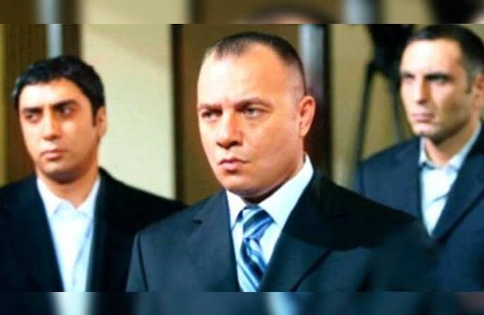 Merhuma rahmet, sevenlerine başsağlığı diliyorum. #SüleymanÇakır #KurtlarVadisi