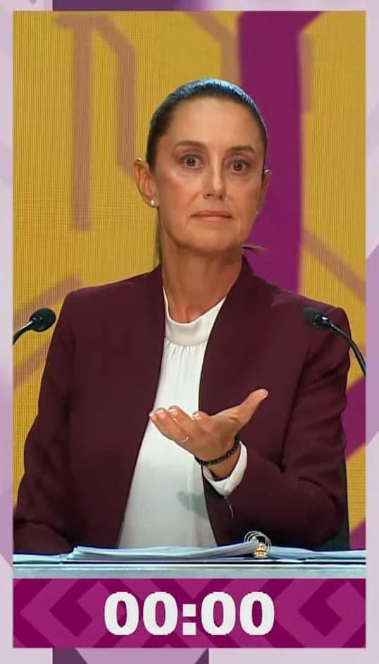 dr_danielmac's tweet image. Dice esta pinche mentirosa hocicona que no hay médicos especialistas…