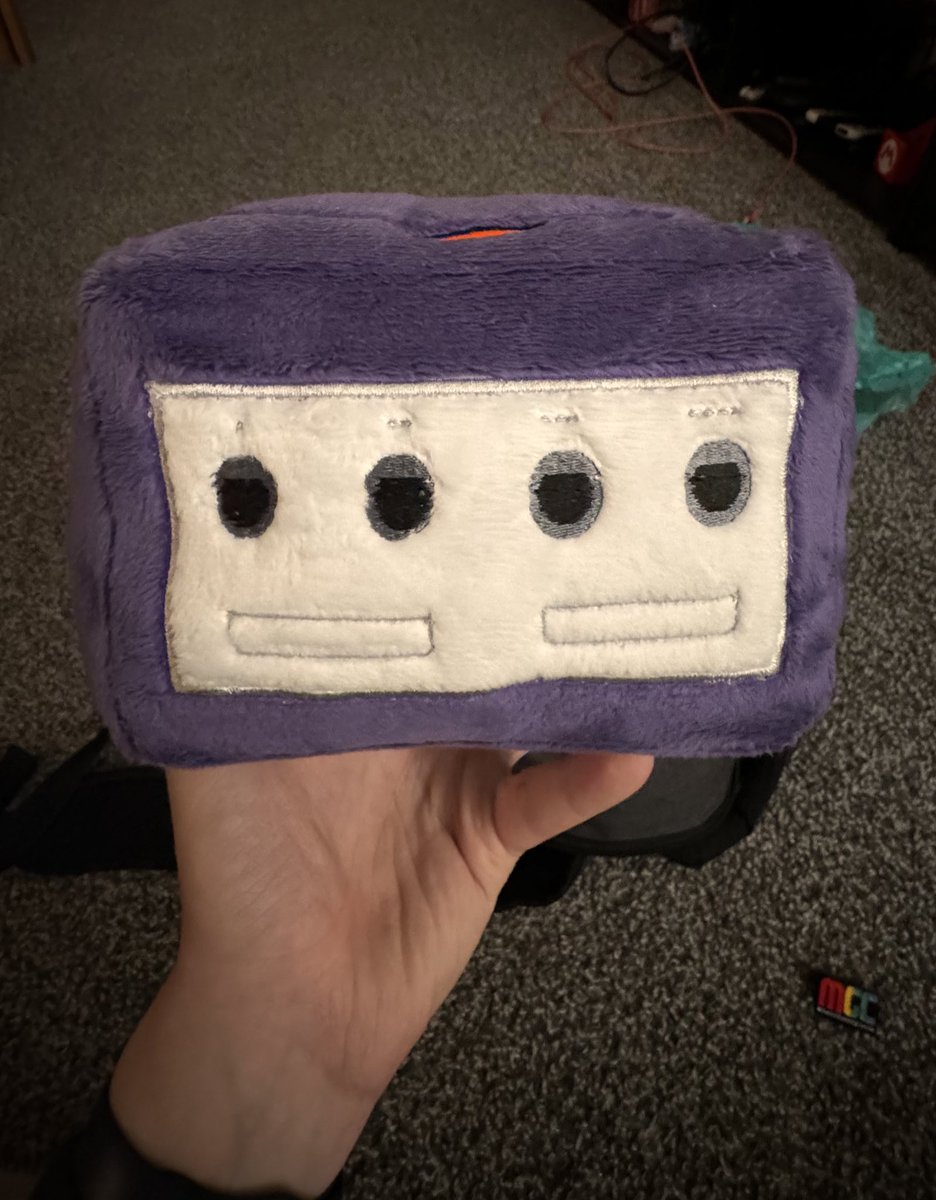 orangeyouglad06's tweet photo. This gotta be the best purchase of my life. Everyone go visit her site!!! https://t.co/5M596ACwg1