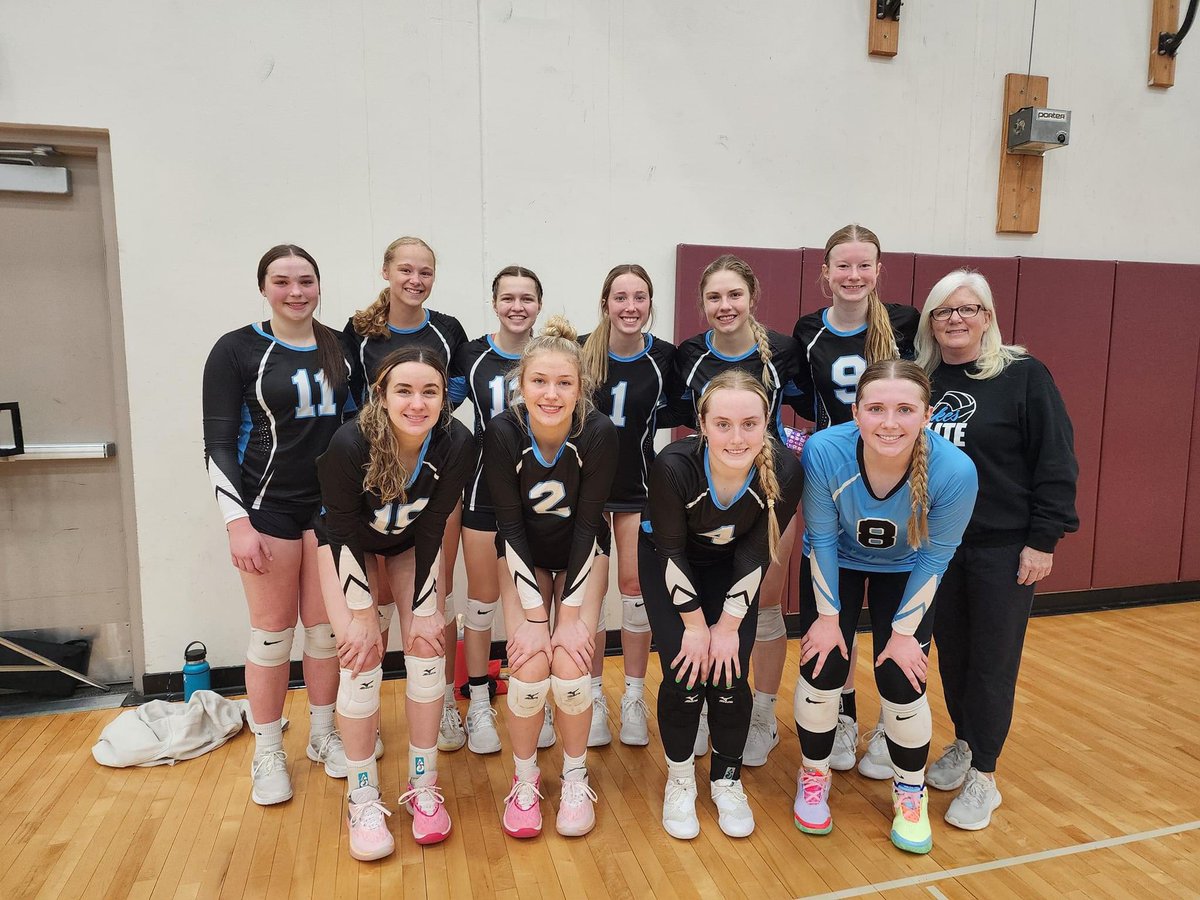Great start to the spring season! Finished 5-2 in the gold bracket at the Med City Cup in Rochester, MN!