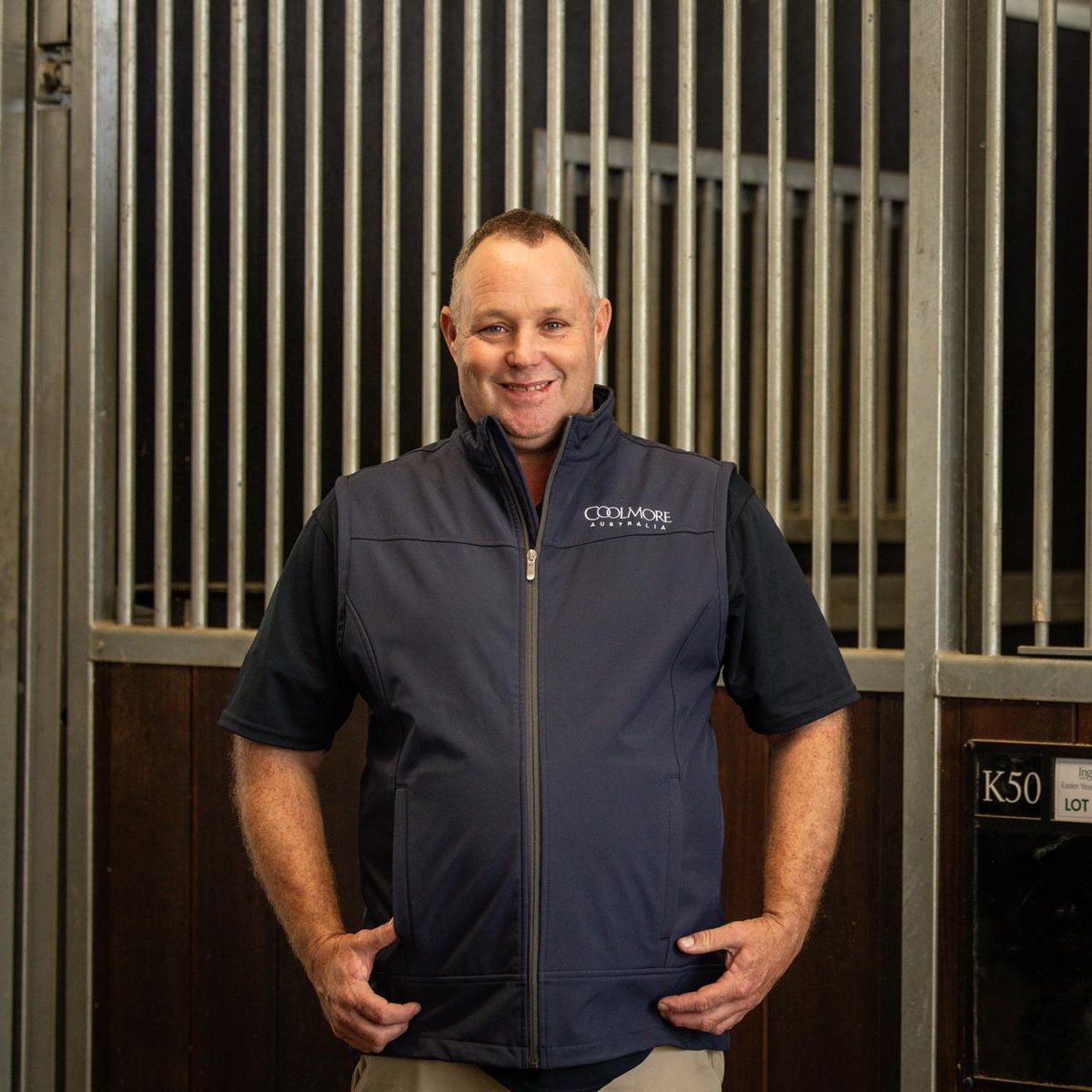 Meet Paddy Sheehan, Foaling Manager at #Coolmore. For 18 years he has worked to foal down our mares inc the Street Cry x Vegas Showgirl filly, aka #Winx. Paddy was also there for the foaling of ‘little Winx’ &amp; he is honored to be leading her into the ring today.

#HomeOfChampions