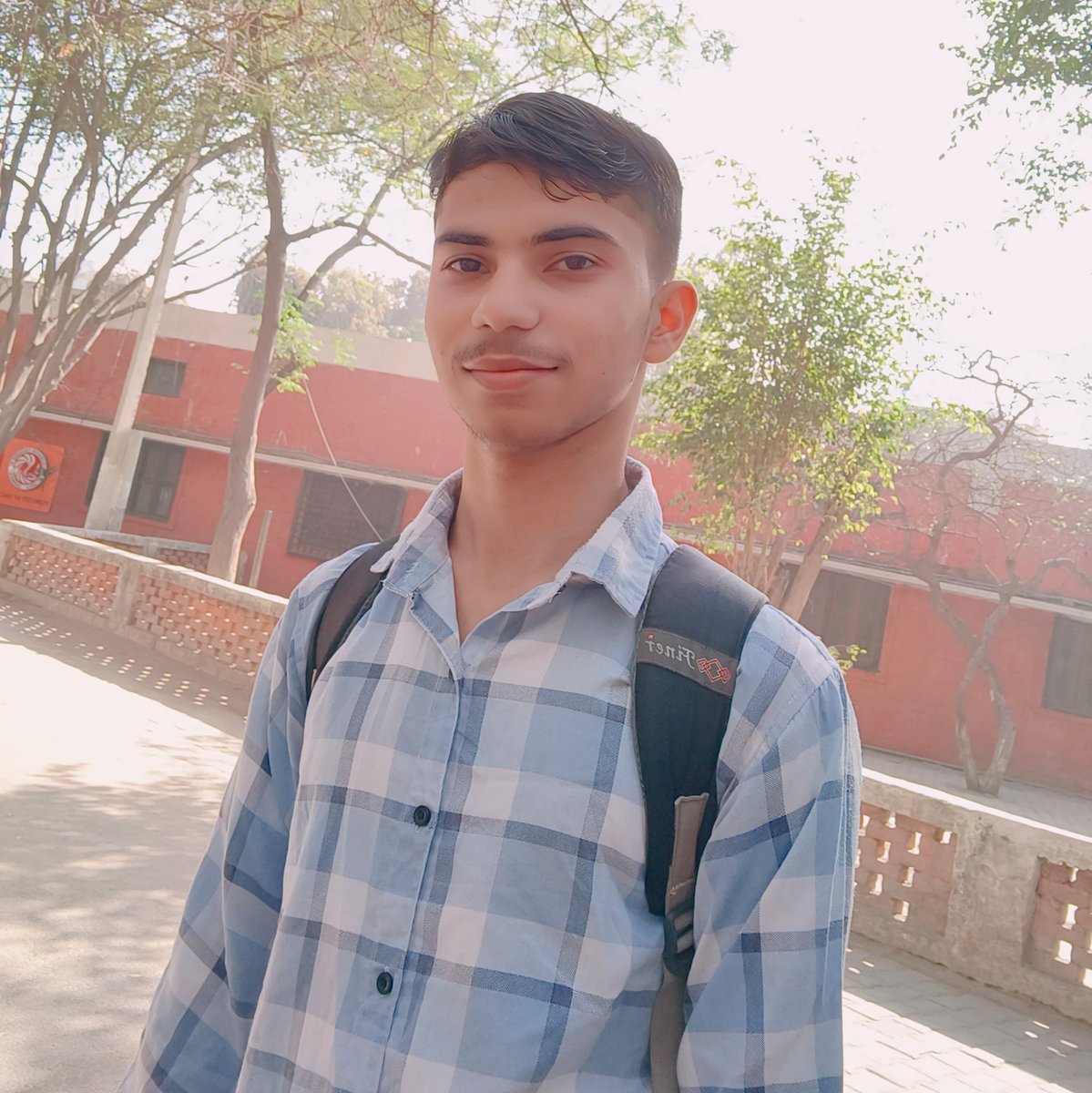 navharsh_rathi's tweet image. #NewProfilePic