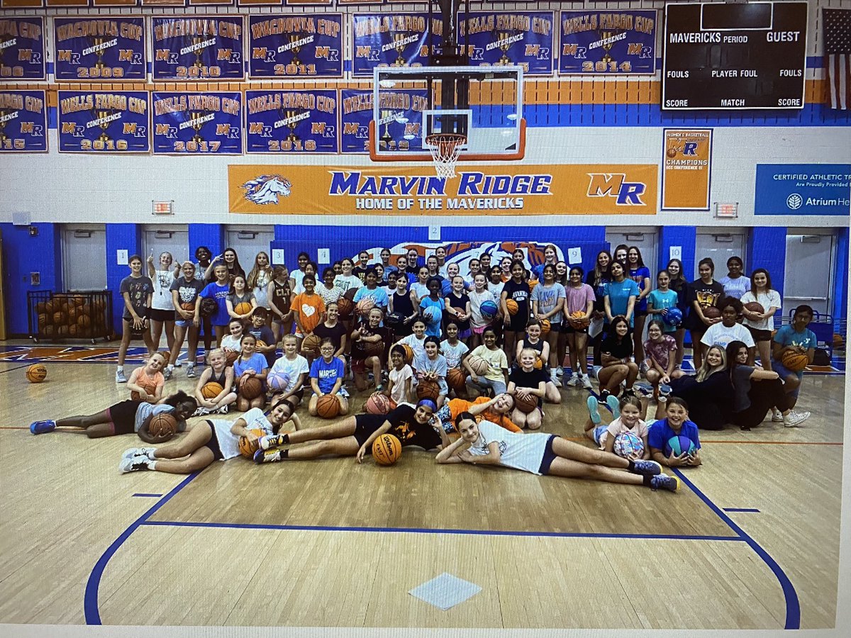 The Lady Mavs will host back to back weeks of basketball camp this summer: June 17-20 (9:00-12:00) and June 24-27 (1:00-4:00).
Register here:
tinyurl.com/Marvin-Ridge-G…