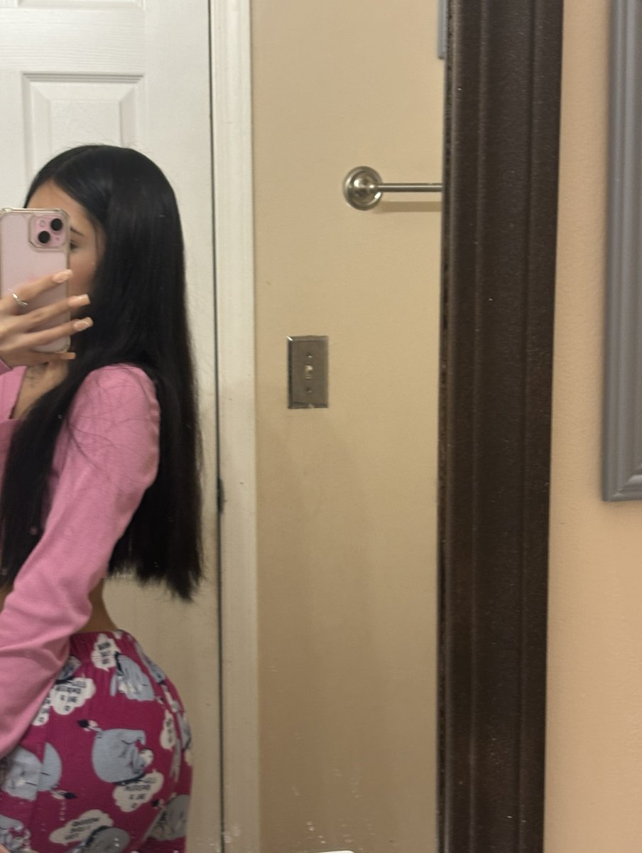 heilierose's tweet photo. Repost This for a DM back 💞 https://t.co/UbpXM2H0Sy