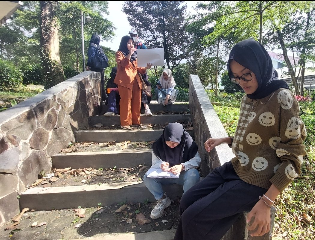 HIMASKAP IPB | Moing lagi nugas tweet media