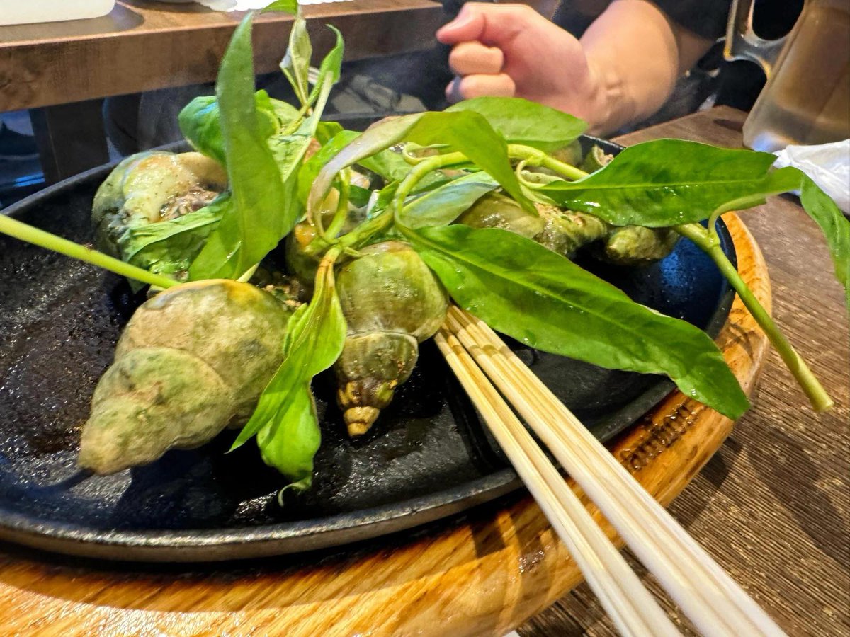 STRENGTHFLUID's tweet image. Irvine Vietnamese seafood restaurant, listening to friends recommended a few times, today finally have time to taste, the taste is very good, there are a lot of dishes did not try, after the meal to send the dessert flavor is also good📷📷