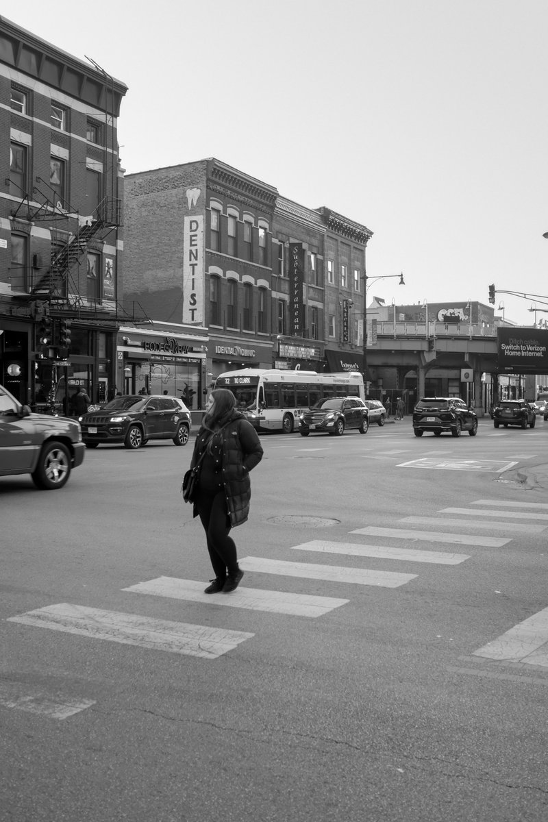 Street photography in Chicago with a Fujifilm X100F #streetphotography