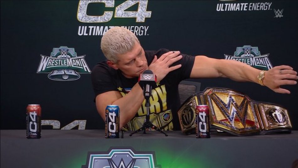 WrestlePurists's tweet image. Cody Rhodes says the gold Rolex he is wearing was gifted to him as he walked backstage by Bruce Prichard, Nick Khan &amp;amp; Triple H.

The same Rolex that Dusty Rhodes pawned to put Cody through acting school many years ago