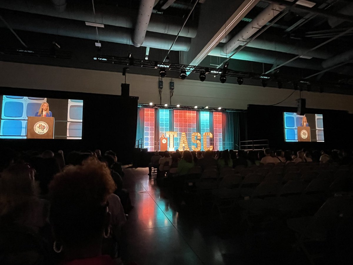 The fabulous <a href="/KaraDeardorff/">Kara Lea Deardorff</a> did a GREAT job welcoming everyone to the <a href="/TASC_StuCo/">TASC</a> High School Annual Conference tonight! Our <a href="/ByronNelsonHigh/">Byron Nelson HS</a> StuCo friends are wonderful Conference Hosts!!