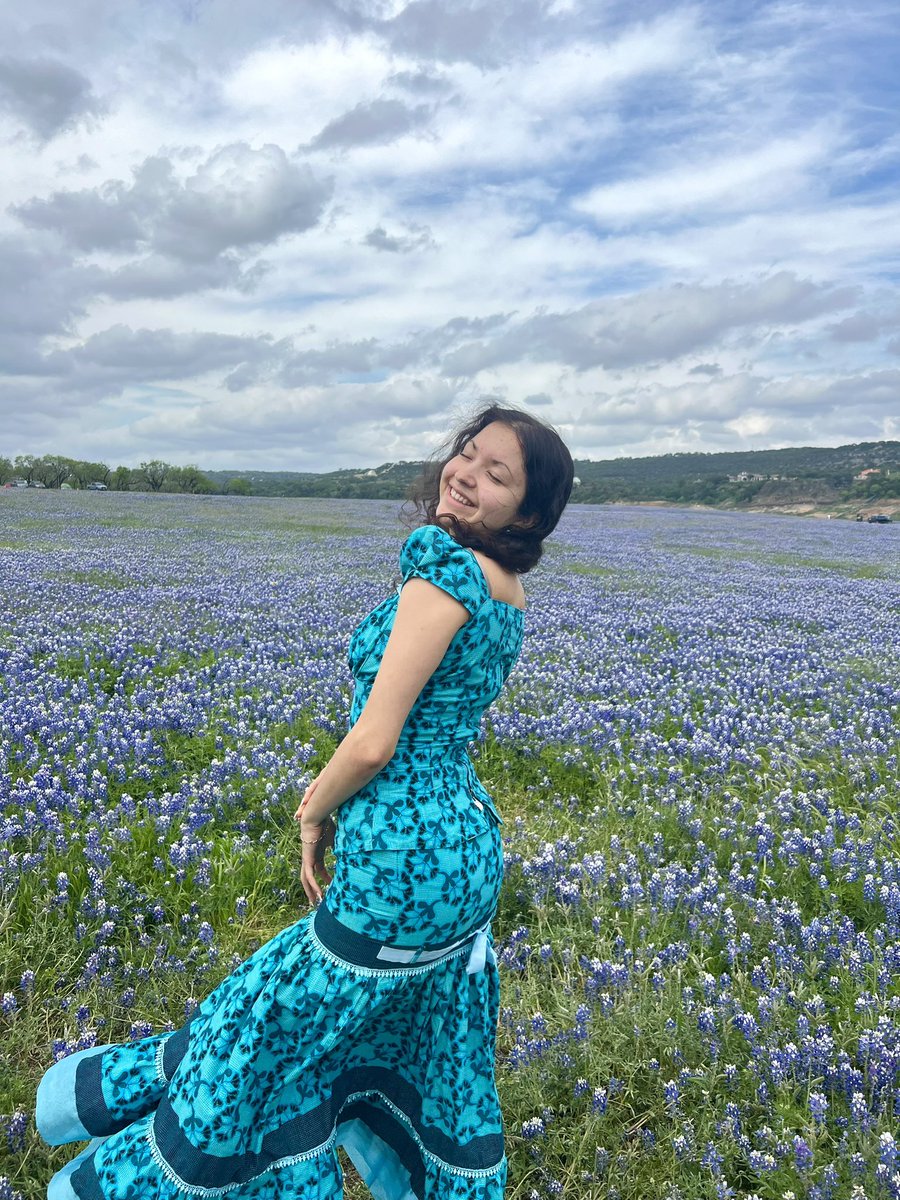 TamaraLRdz's tweet photo. posting these on here, too 🪻 https://t.co/xtwZjV29cq