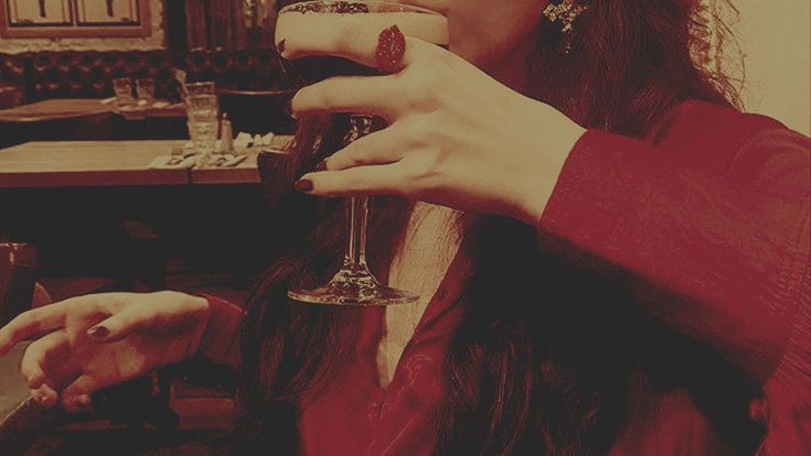 dngerousdevil's tweet image. ⠀⠀ 

⠀⠀ 𝐏𝐎𝐕: Você se apaixonou pelo “Astrid aesthetic”.

⠀⠀ ⠀⠀