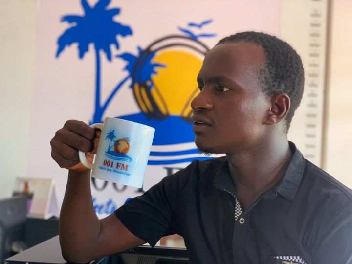 001FmKenya's tweet photo. Inauma lakini itabidi wazoee, ina maana kwamba Morning Chills is the best morning drive show Mkurugenzi amerejea kwa mpigo short J.O  kuanzia 7AM TO 10AM . less talk more burdan au vipi?
Skiza kupitia :https://t.co/K1wtFw2D3a
 #morningchillsnashortjo #shortjomwenyewe https://t.co/JoXd3f06Q9