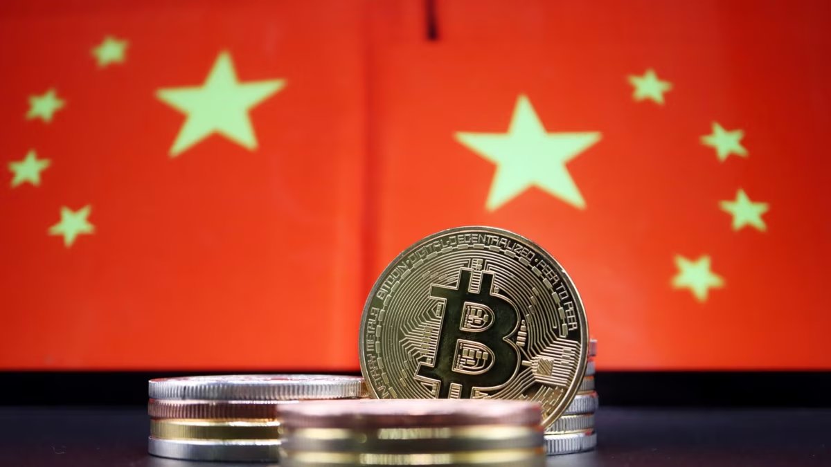 AnneJ2az's tweet photo. According to reports, police in Beijing, China, discovered someone illegally selling citizen data through cryptocurrency, involving more than $282 million and involving multiple virtual wallets. https://t.co/LV1GhndF1f