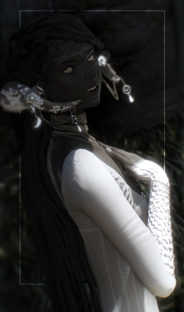 𝘈𝘥𝘰𝘳𝘯𝘦𝘥.

-ˏˋ #GPOSERS #GPOSER #EorzeaPhotos #Au_Ra