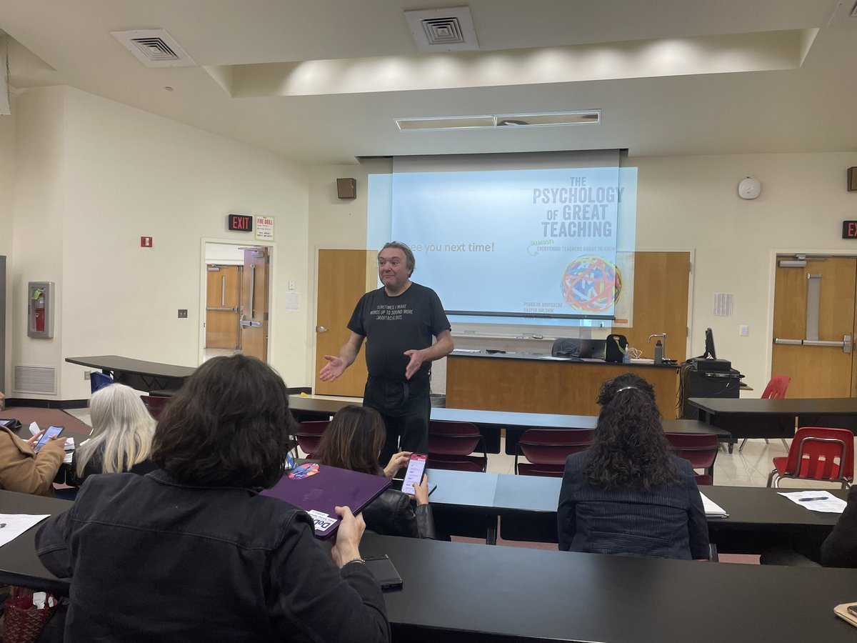 Zach Groshell tweet media