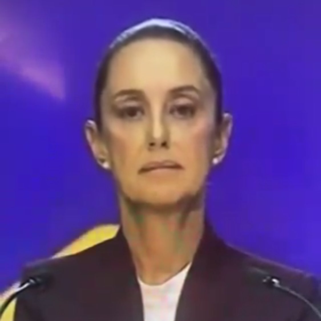 RaFalCor's tweet photo. Aquí el reporte gráfico del #DebateINE, las simples imágenes hablaron más que las palabras; y al final, un #DebateX, claro ejemplo de que #LesValemosMadres

) ; Los 3 pa’ llorar ; (

Pero, y usted ¿Qué opina? https://t.co/nA0ctrnAC7