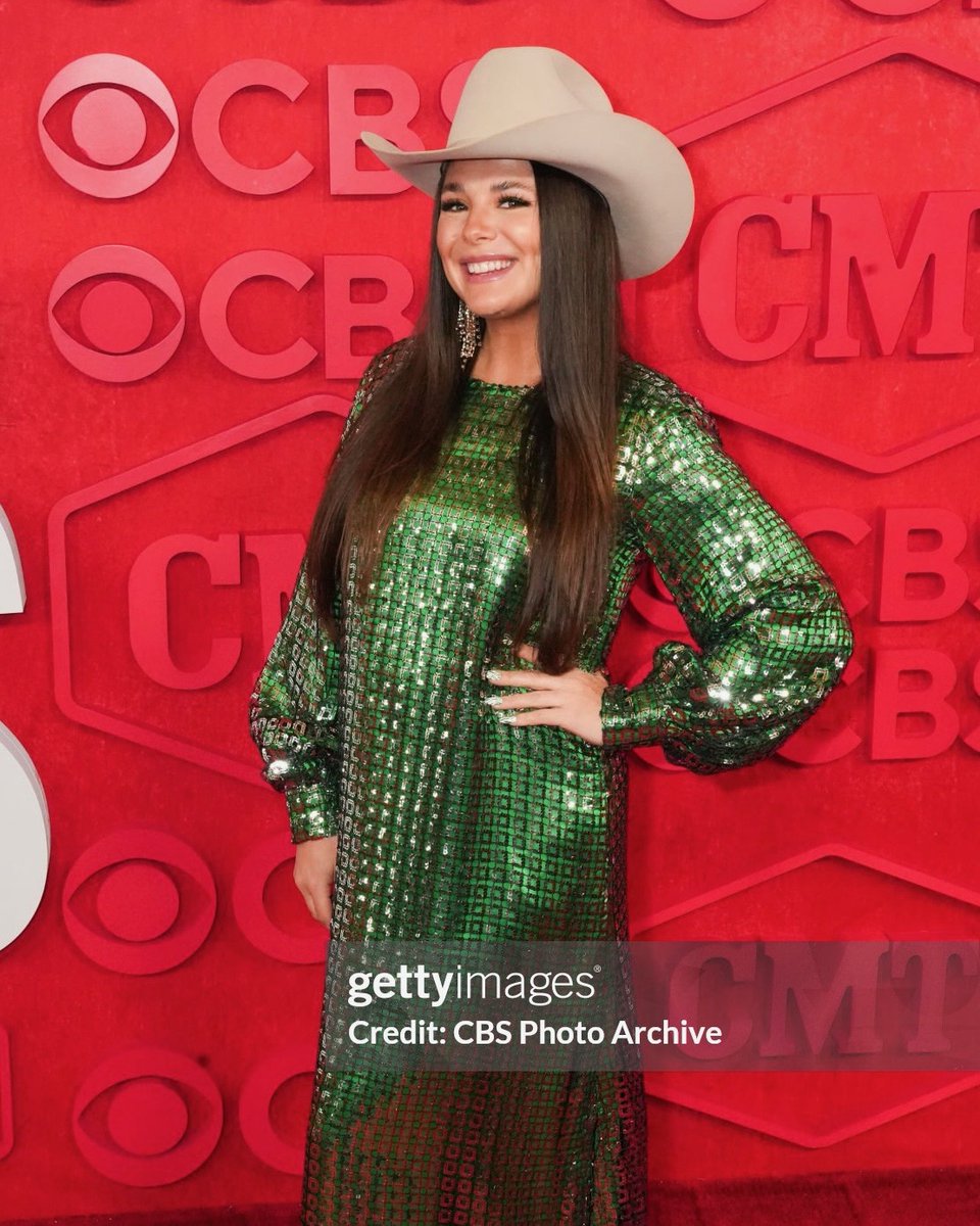 An amazing night at the @CMT awards ✨ Loved getting to see all my #CMTNextWomen classmates and walk the red carpet for the first time! #CMTAwards