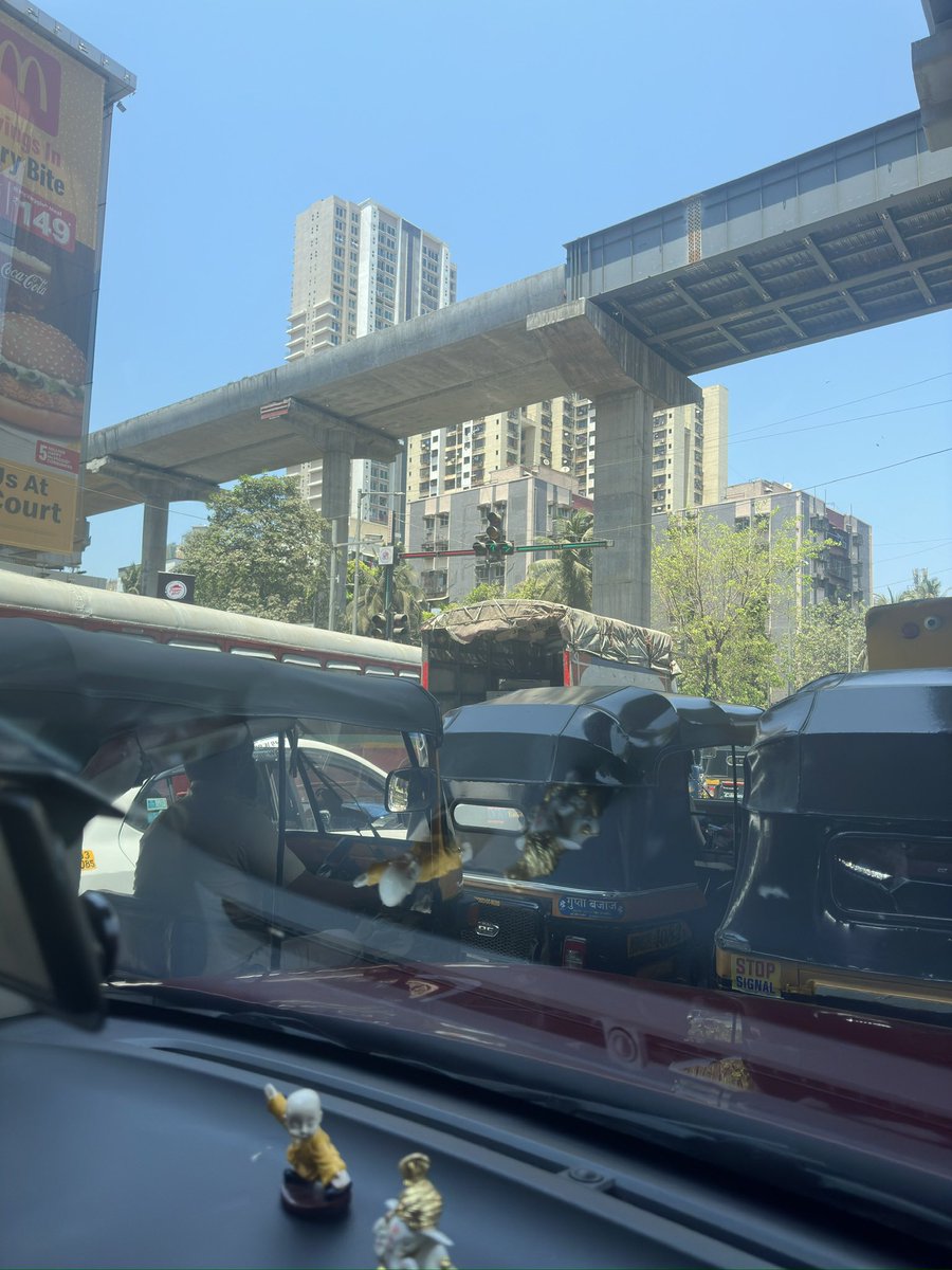 prateekparma's tweet photo. Same situation every day in Andheri West, too much traffic. We can't go ahead hundred metres in 30 minutes.
Andheri link road near infinity mall @mybmc @MumbaiPolice https://t.co/C2WLl6iLbE