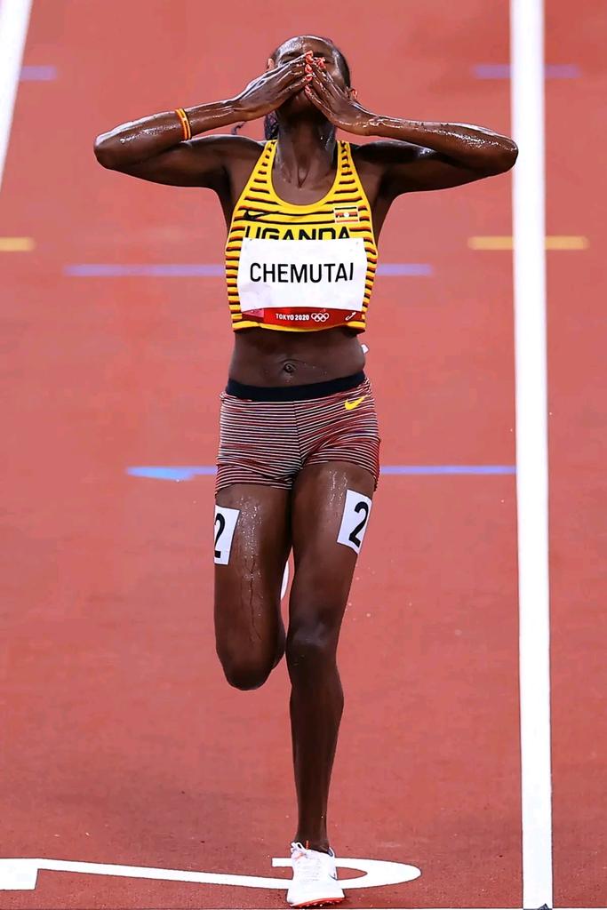 DNyeko's tweet image. Peruth Chemutai  etching her name  into the history books as she  became the first female Ugandan  athlete   to win Gold at the Olympics  as she finished first at the 3000m women's steeplechase. 
#ForTheFans| #USFN 
@UgaAthletics2
