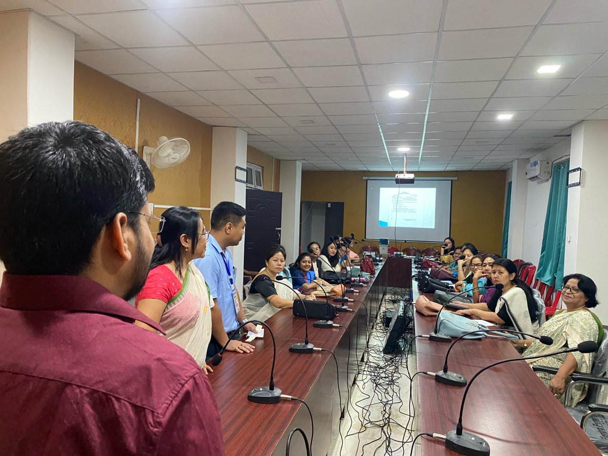 DEOjiribam's tweet photo. 2nd Round of Training for Polling Personnels started.

Day 1: 07-04-2024,Sunday, Batch 1 &amp; 2, DC Conferrence Hall, Jiribam.

DEO/DC Jiribam inspects the training programme and interacts with trainees to conduct the ensuing LS 2024 Election successfully.
#ECI #Ceomanipur https://t.co/hwVRwXSPkv