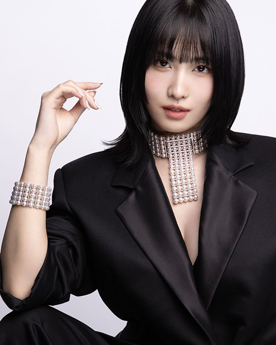 MOMO of TWICE looks stunning for TASAKI.