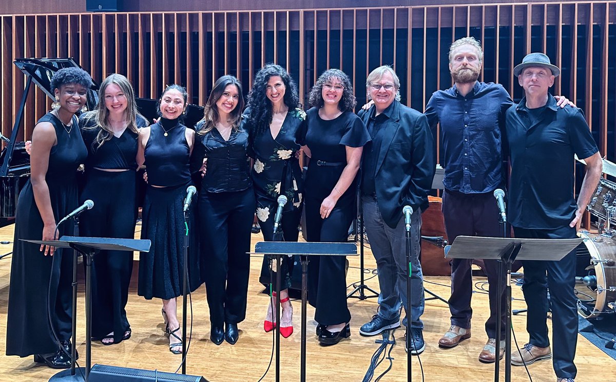 Earlier last week I had the privilege of collaborating with several extraordinary singers at @ConcordiaIrvine. Heartiest thanks to Steve Young for the invitation. We can’t wait for the next time! ✨